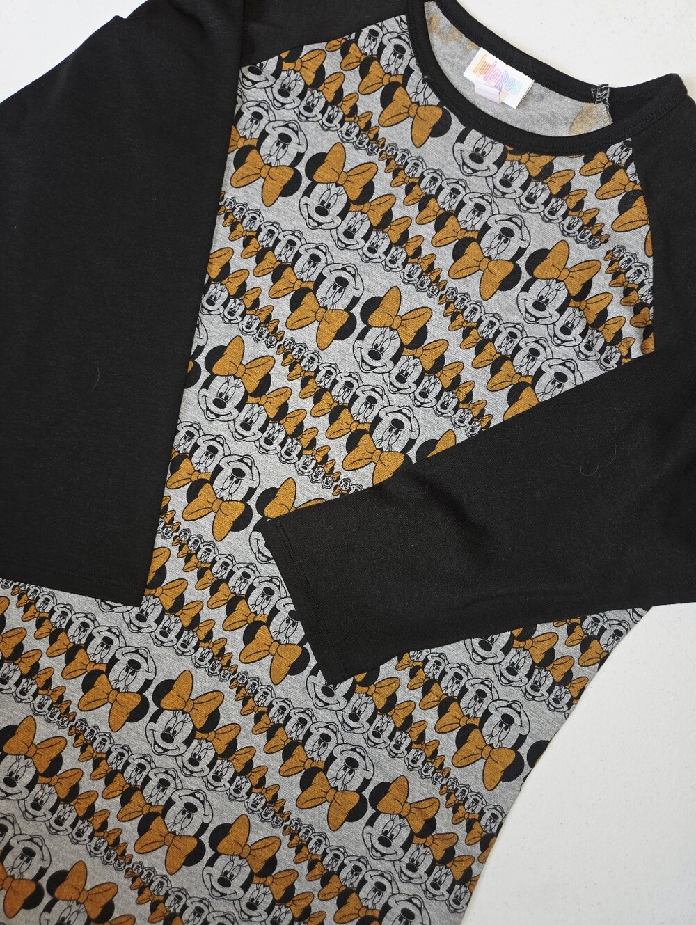 NWT LuLaRoe x Disney Minnie Mouse Raglan Baseball Tee - Size Small
